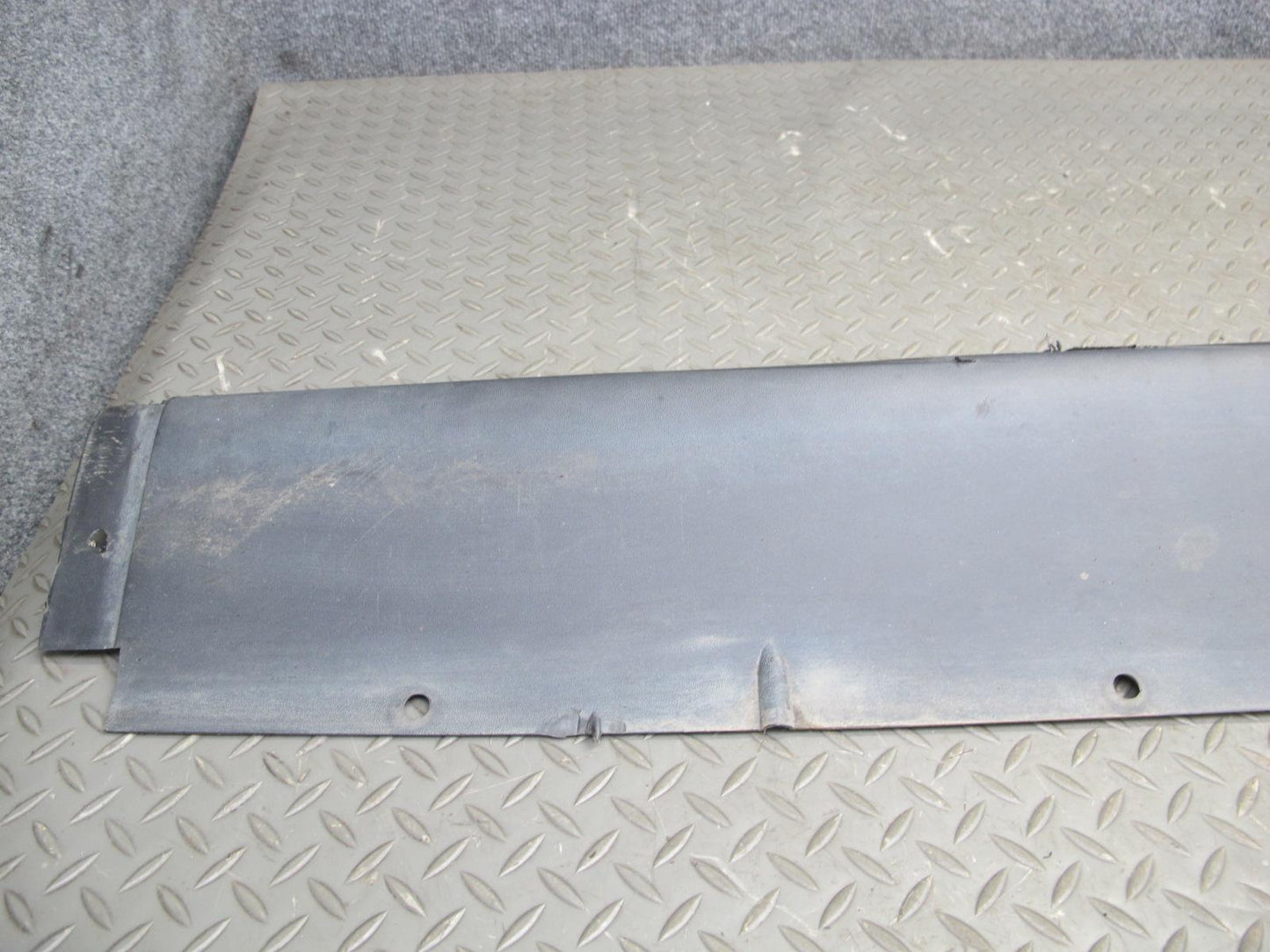 2003-2009 Hummer H2 Left & Right Side Rocker Skirt Panel Molding Trim Set