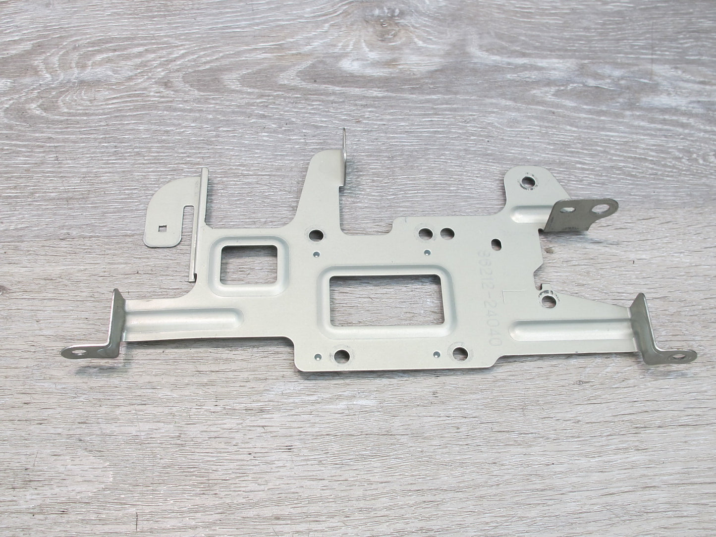 92-00 Lexus UZZ30L SC300 SC400 Dash Radio Left & Right Mount Bracket Set OEM