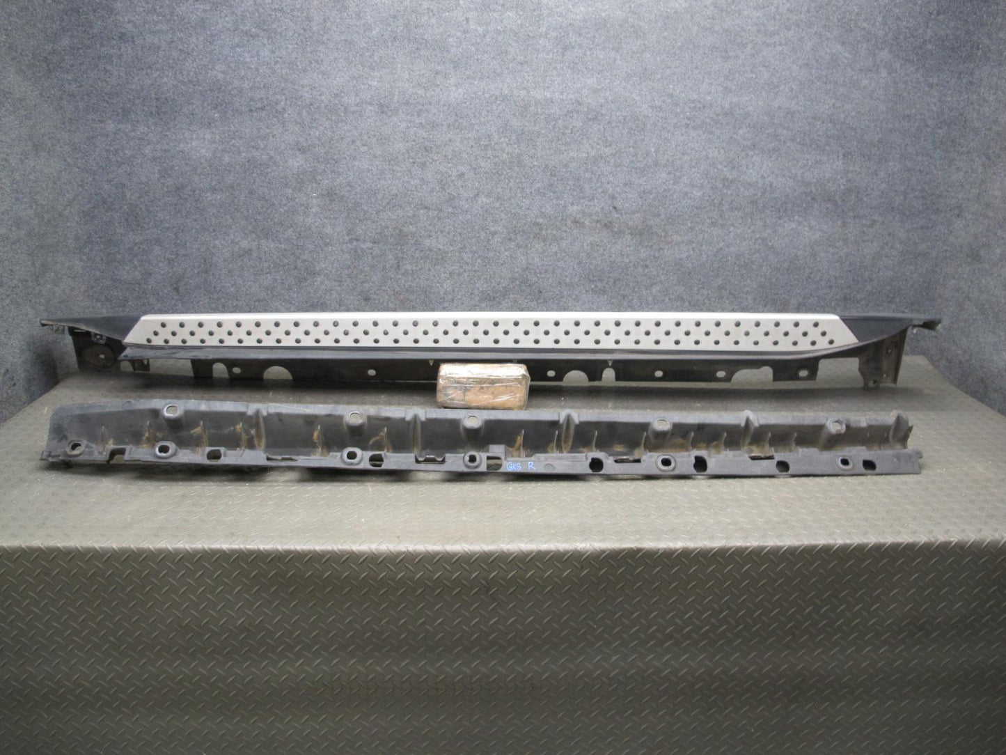 2008-2014 BMW E71 E72 X6 Left & Right Side Running Board Step Panel Plate Set