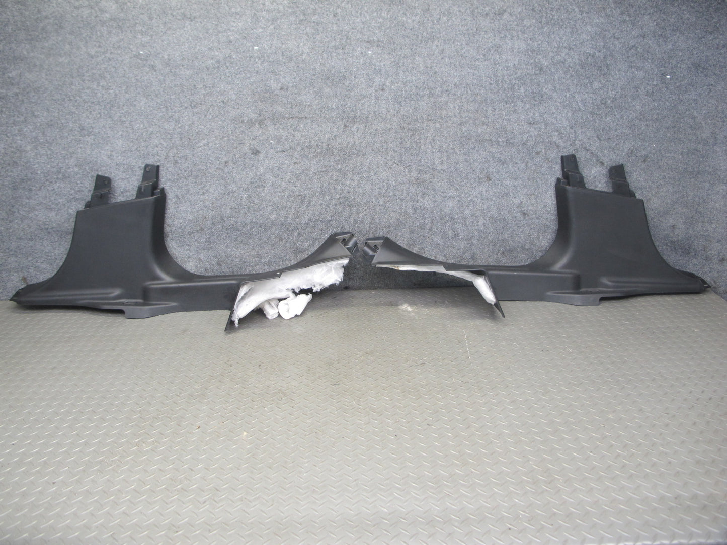 2017-2020 Maserati Levante M161 Rear Door Scuff Sill Plate Trim Panel Set of 2