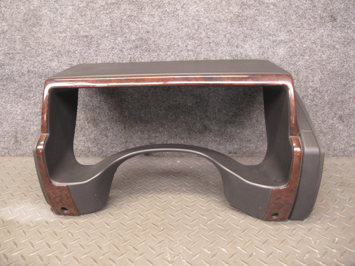 2003-2007 Hummer H2 Dash Instrument Speedometer Bezel Cover Trim Panel 15177439