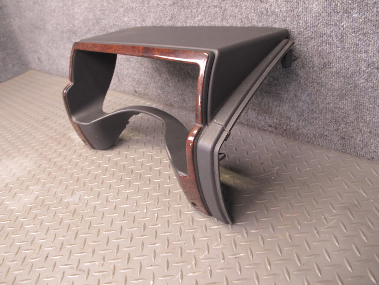 2003-2007 Hummer H2 Dash Instrument Speedometer Bezel Cover Trim Panel 15177439
