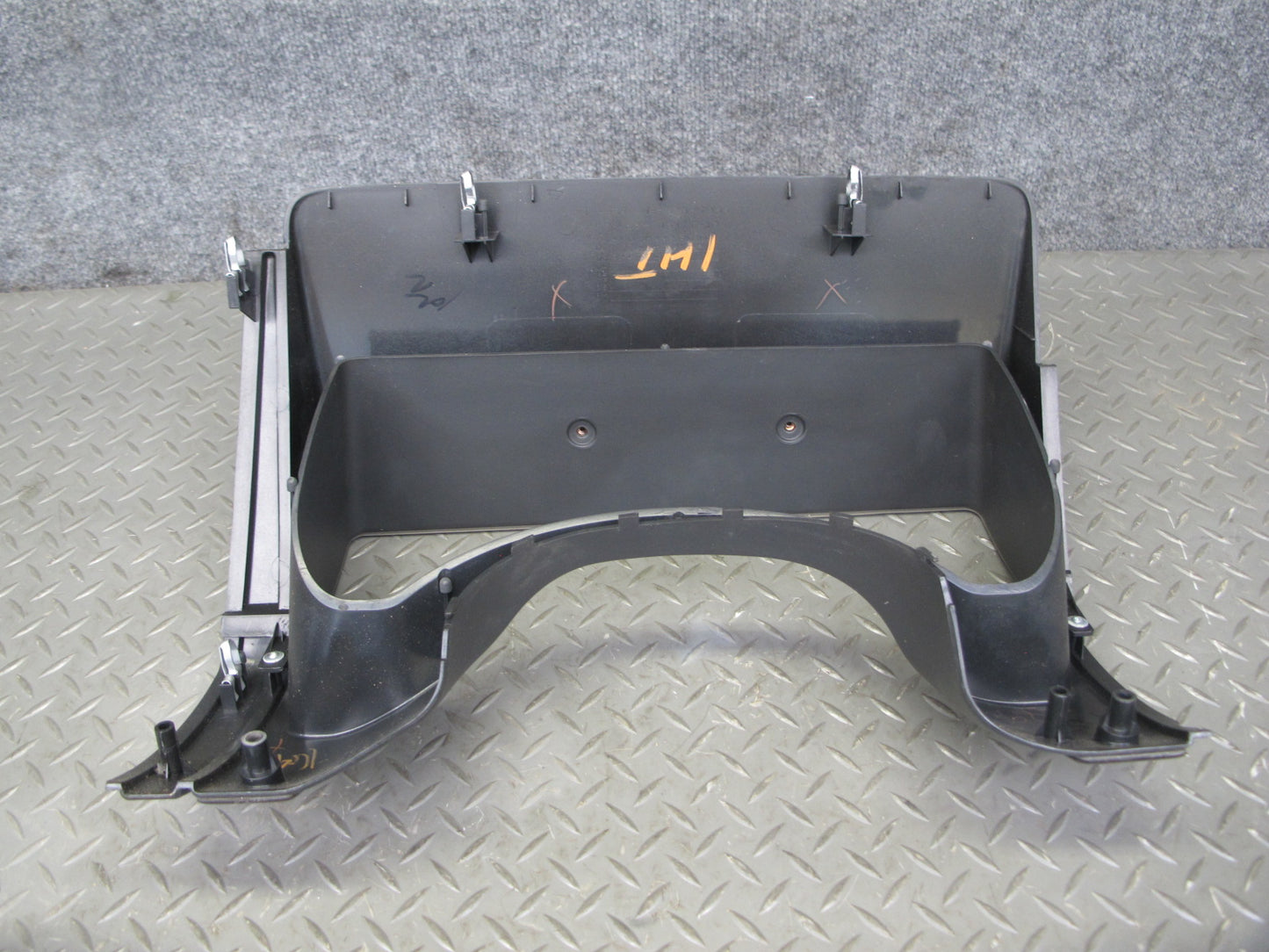 2003-2007 Hummer H2 Dash Instrument Speedometer Bezel Cover Trim Panel 15177439