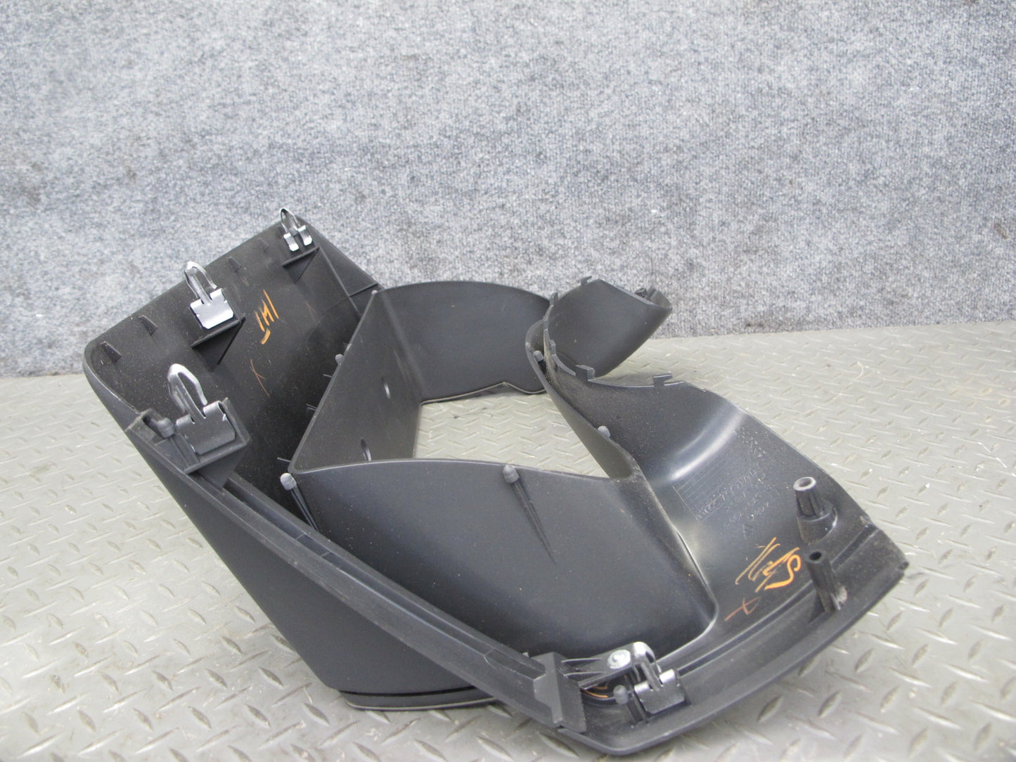 2003-2007 Hummer H2 Dash Instrument Speedometer Bezel Cover Trim Panel 15177439
