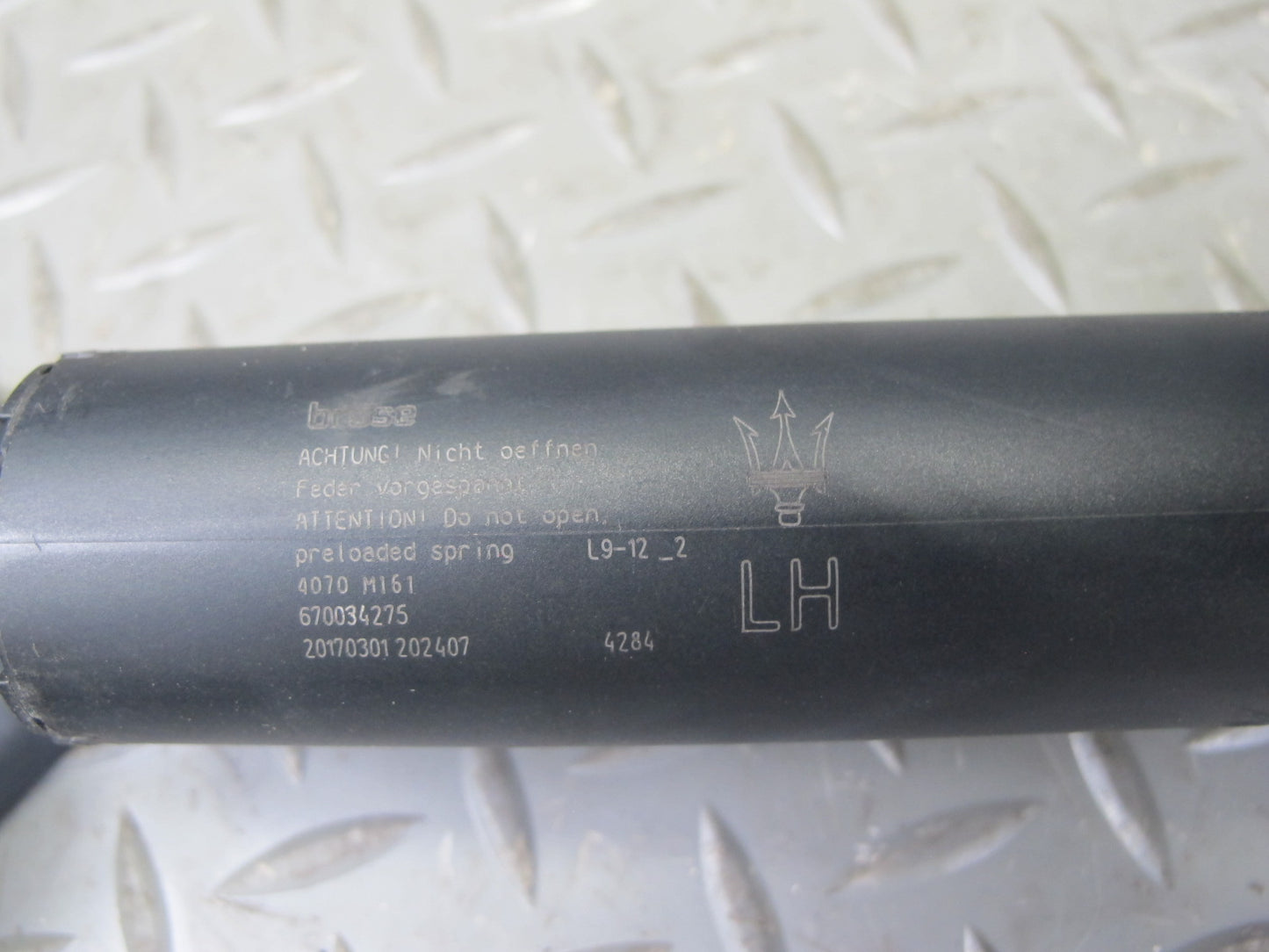 2017-2020 Maserati Levante M161 Rear Trunk Lid Liftgate Shock Strut Set of 2