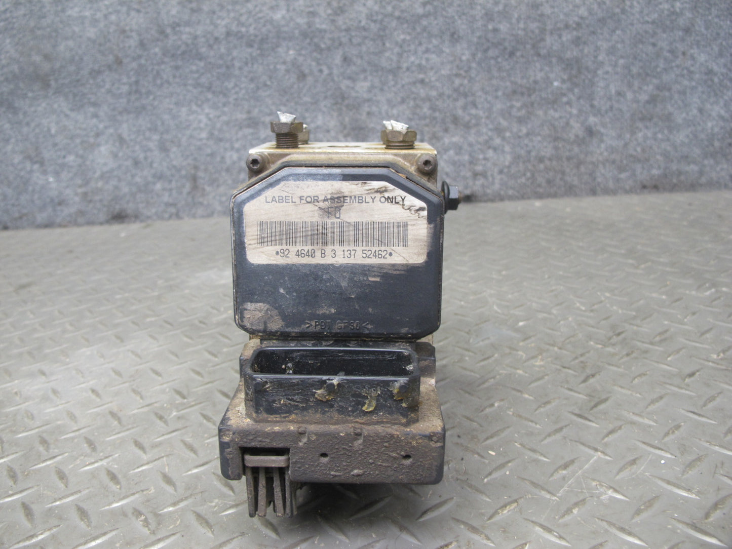 2003-2007 Hummer H2 ABS Anti Lock Brake Actuator Pump Motor Unit Module