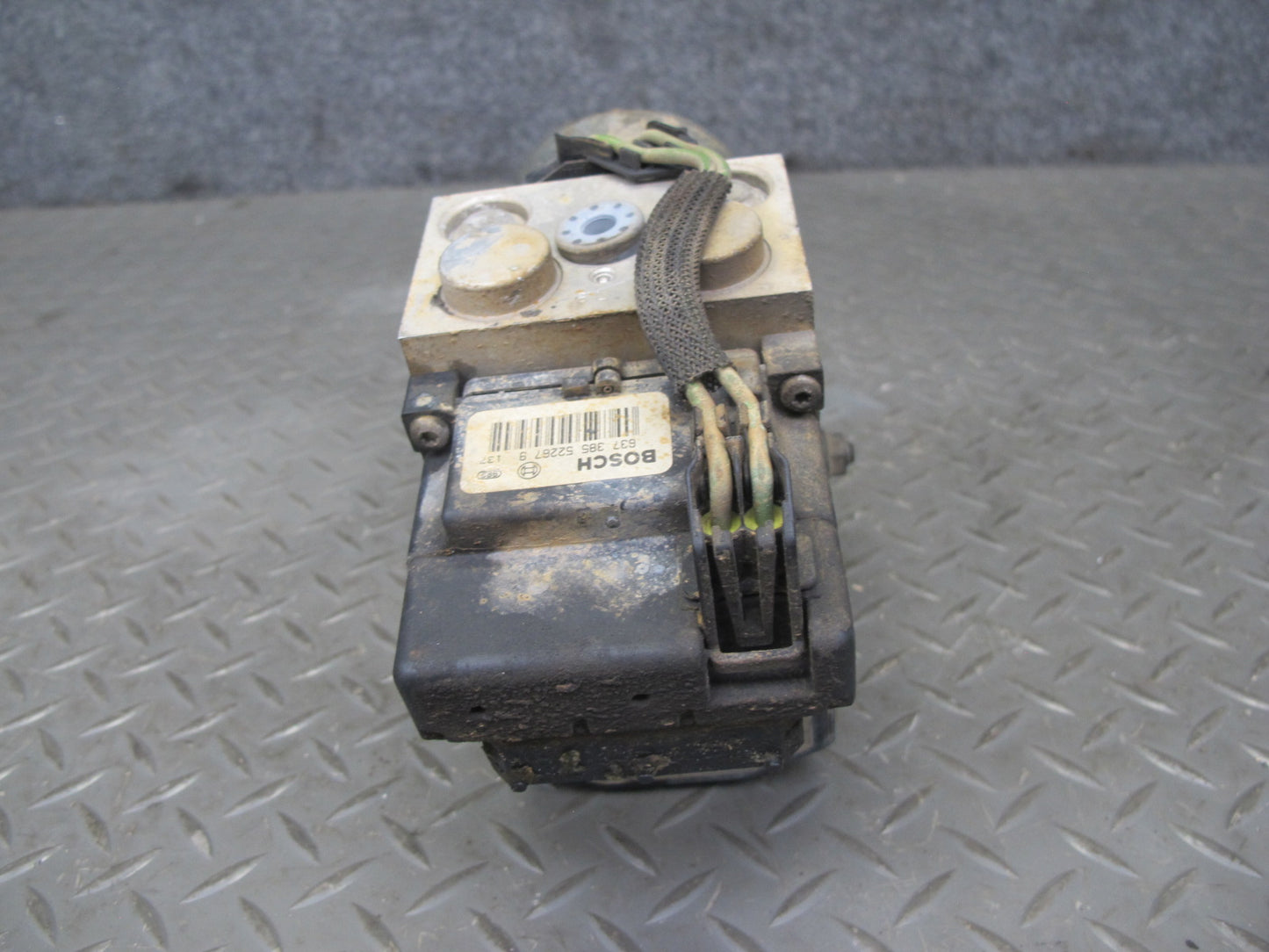 2003-2007 Hummer H2 ABS Anti Lock Brake Actuator Pump Motor Unit Module