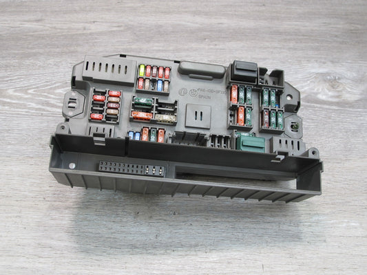 2008-2014 BMW E71 E72 X6 Front Under Dash Fuse Relay Box Module 9145115