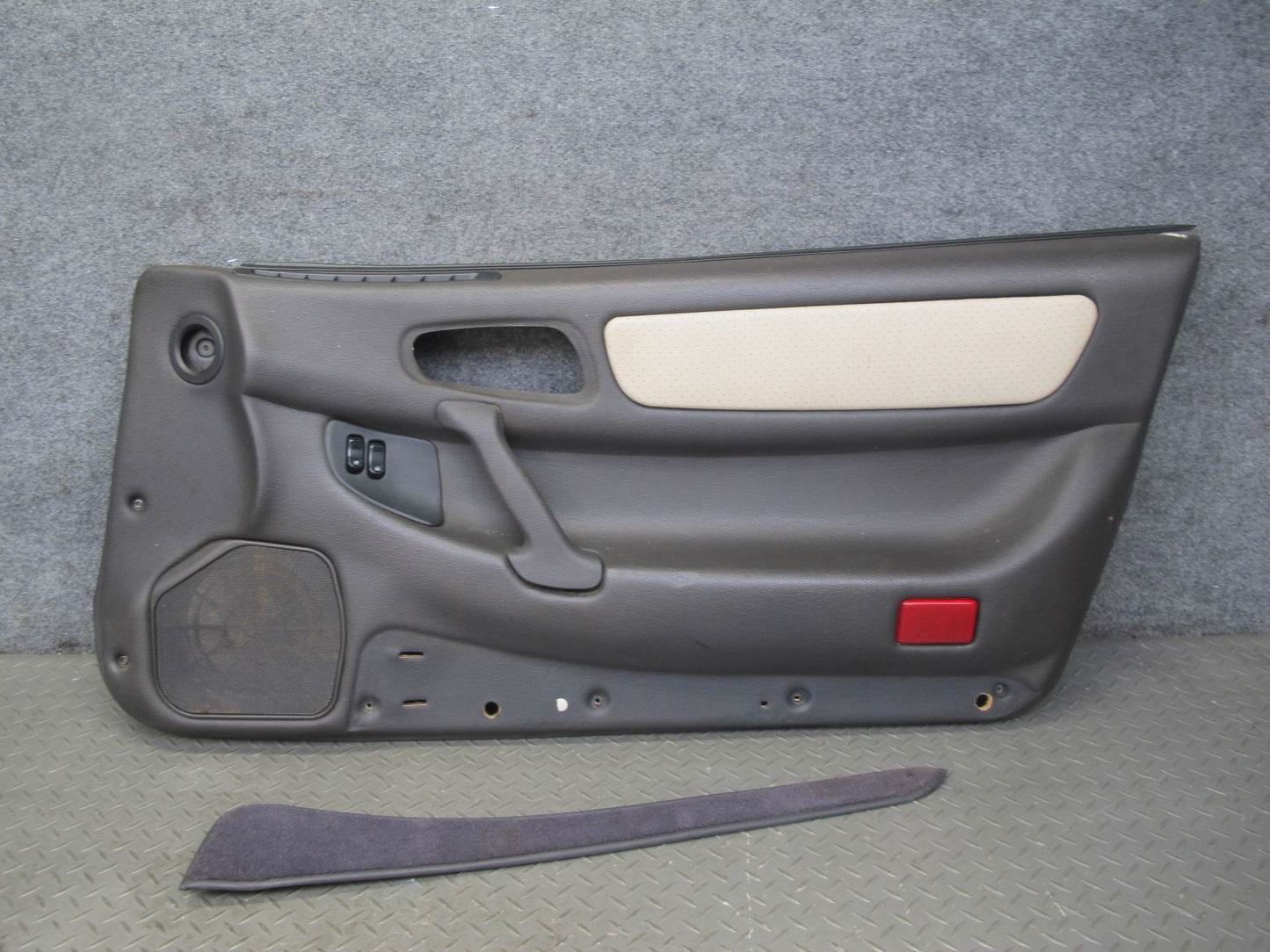 91-95 Mitsubishi 3000GT Right Passenger Door Interior Trim Panel Gray Beige OEM