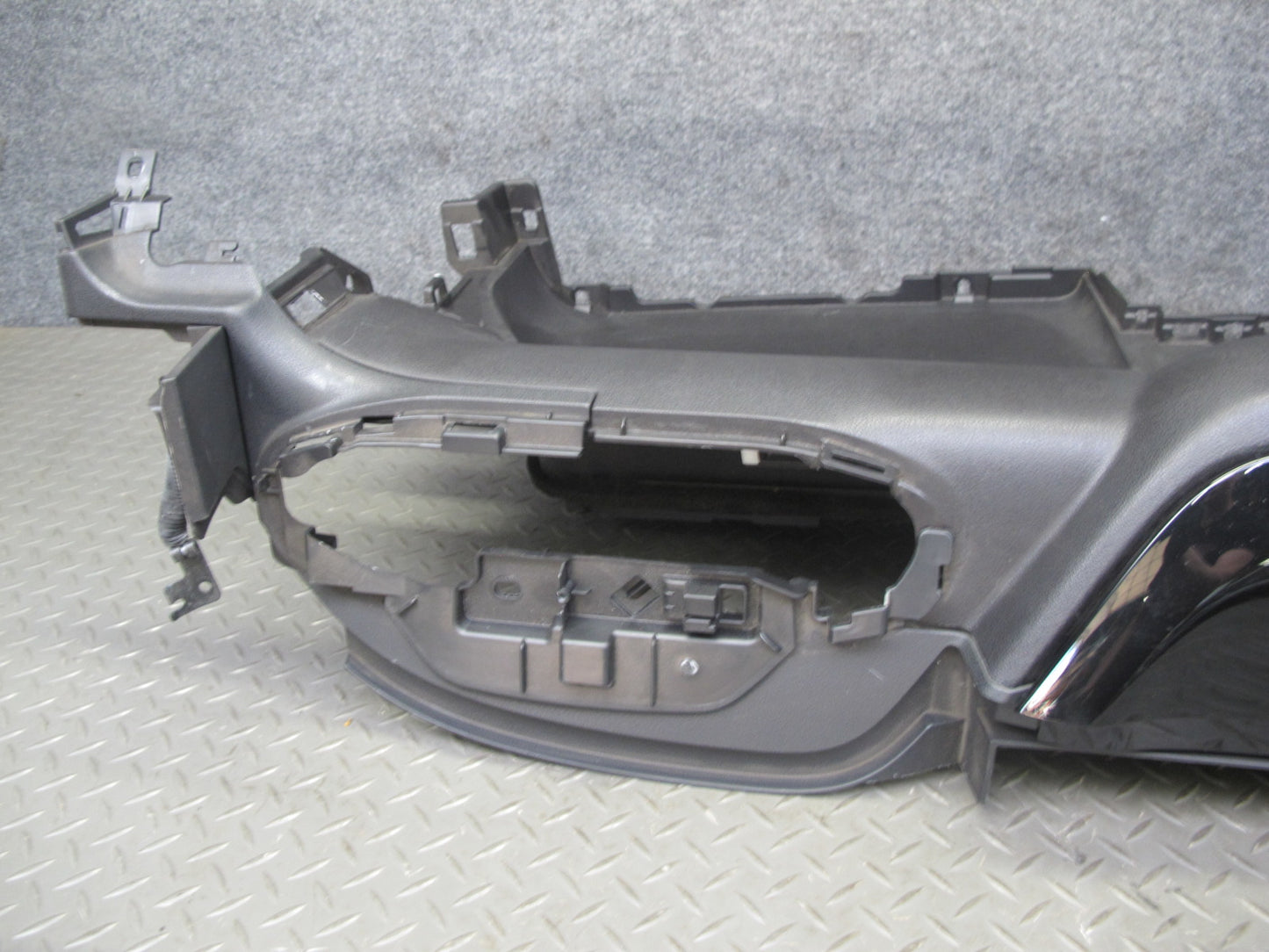 10-19 Nissan 370Z Z34 Convertible Rear Parcel Panel Black 79910-1ET0A OEM