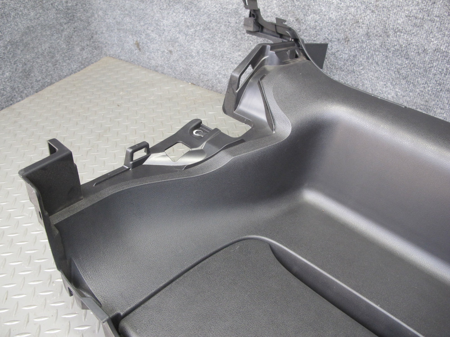 10-19 Nissan 370Z Z34 Convertible Rear Parcel Panel Black 79910-1ET0A OEM