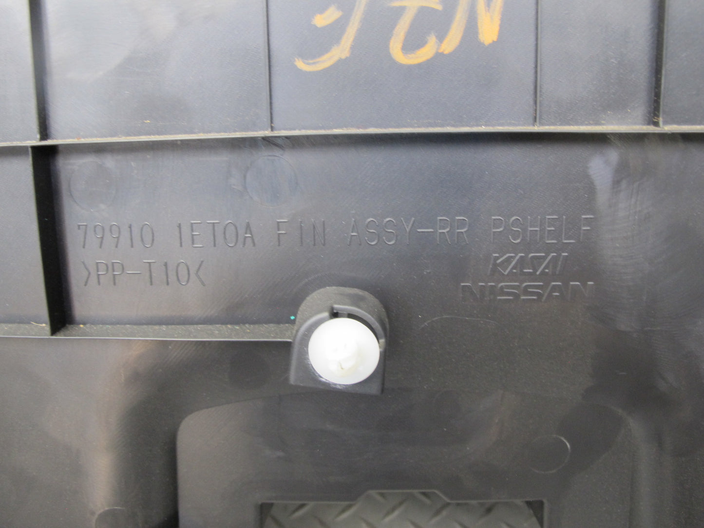 10-19 Nissan 370Z Z34 Convertible Rear Parcel Panel Black 79910-1ET0A OEM