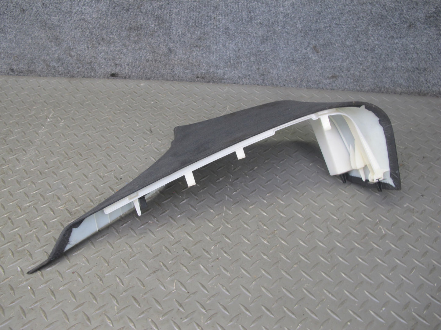 2017-2020 Maserati Levante M161 Rear Interior D Pillar Trim Cover Panel Set of 2