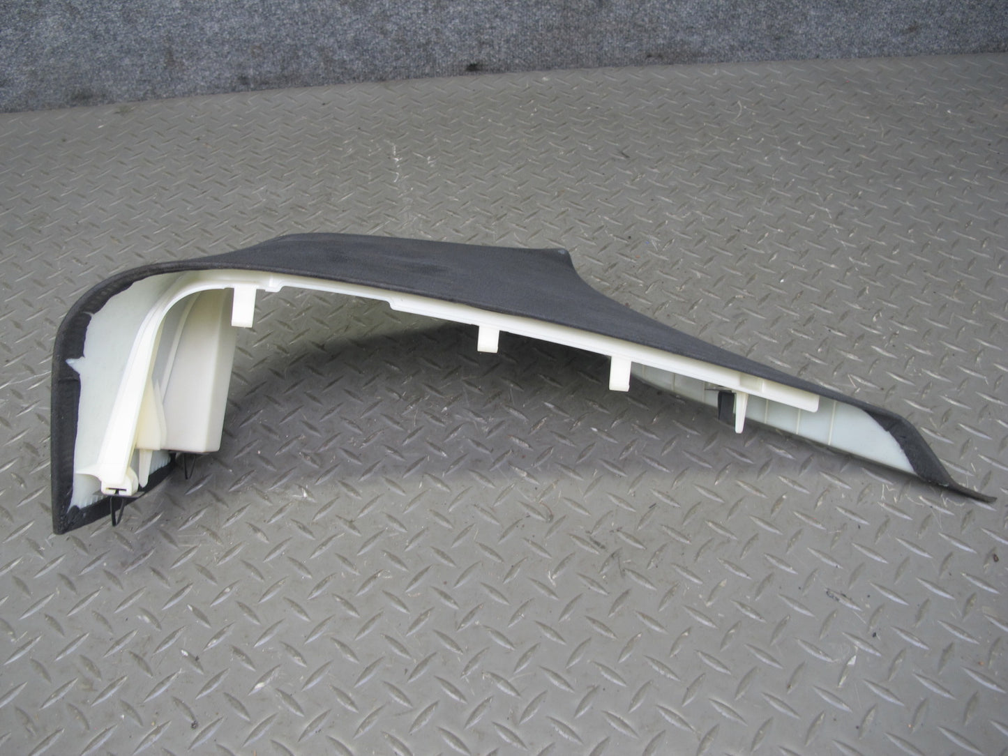 2017-2020 Maserati Levante M161 Rear Interior D Pillar Trim Cover Panel Set of 2