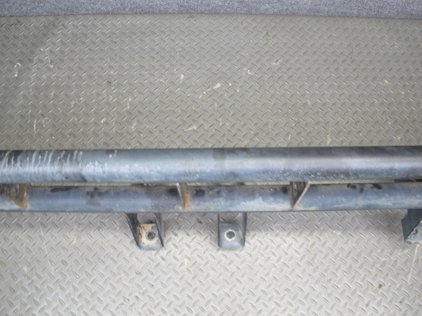 2003-2009 Hummer H2 Front Right Side Running Board Rocker Guard Shield
