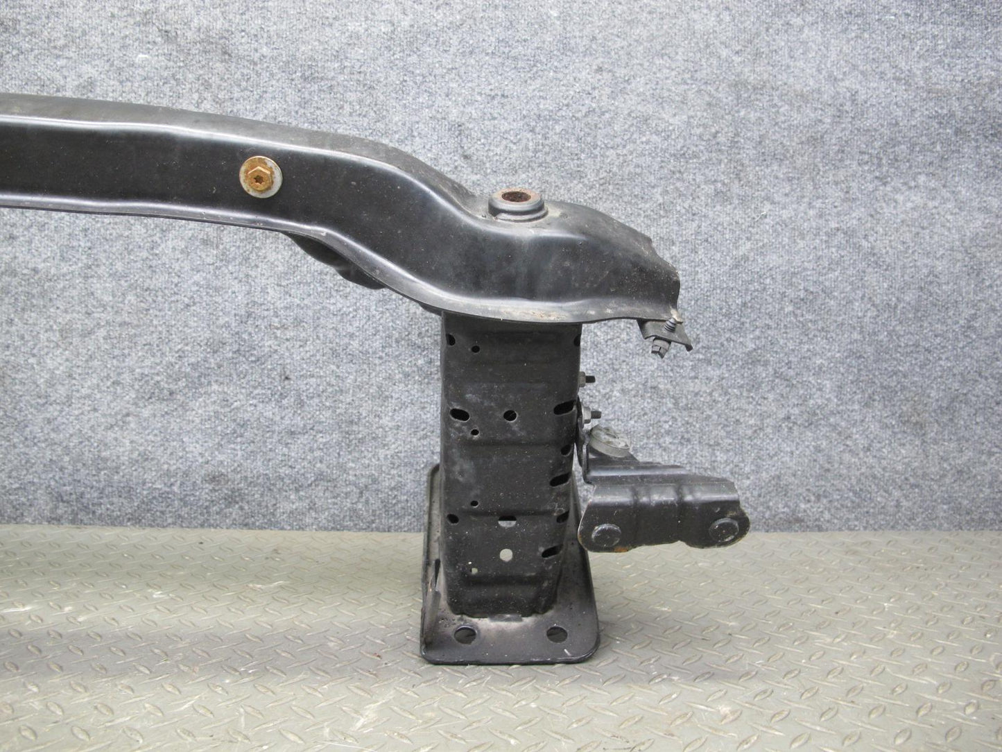 2008-2014 BMW E71 E72 X6 Front Bumper Impact Reinforcement Bar