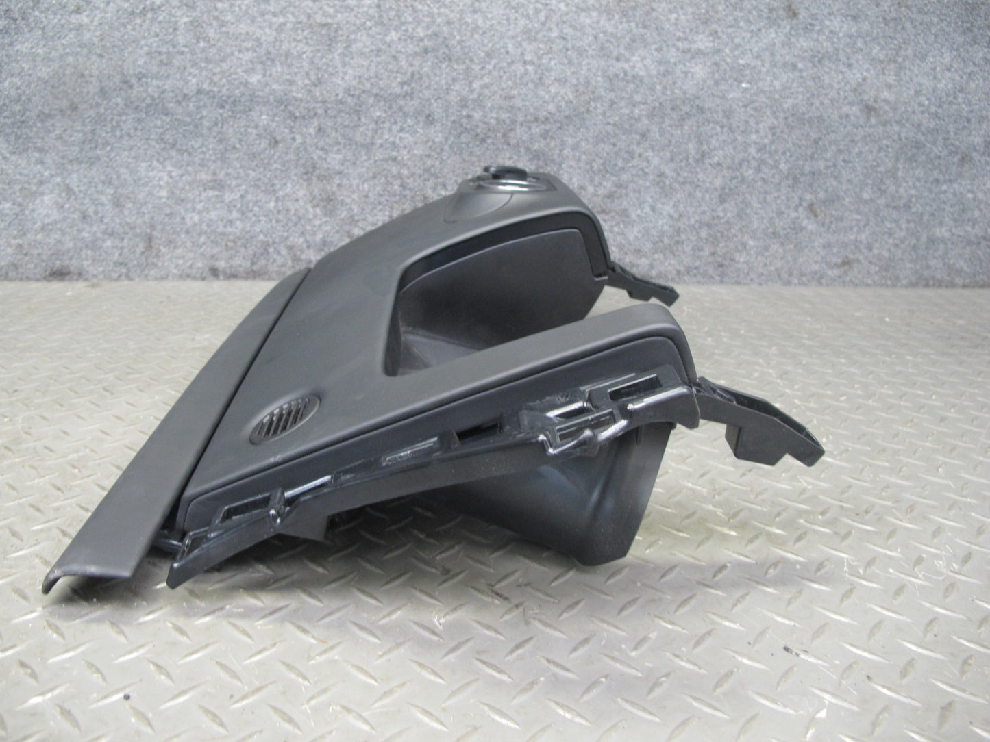 2017-2020 Maserati Levante M161 Dash Front Left Lower Knee Trim Panel w Switches