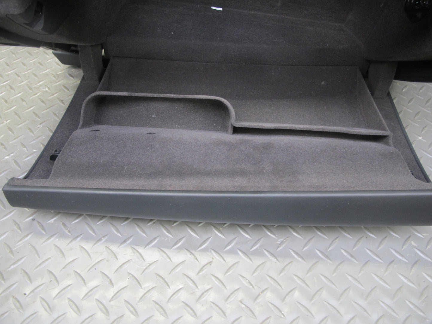 2017-2020 Maserati Levante M161 Dash Glove Box Storage w END Trim Cover Panel