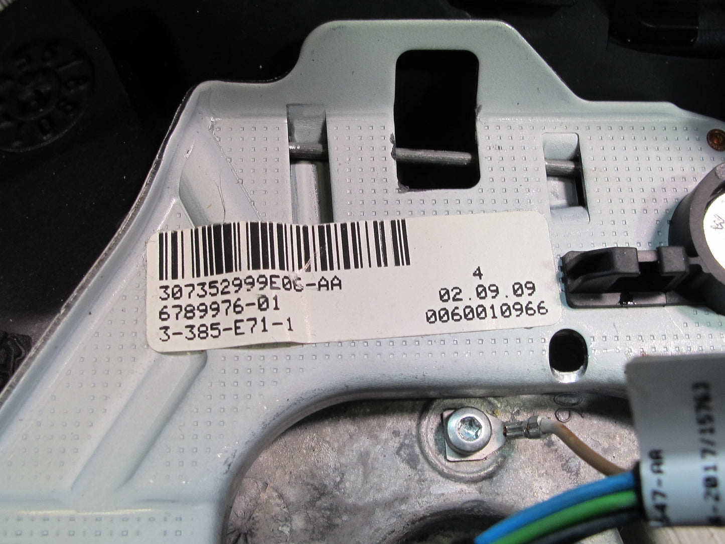 2010-2014 BMW E71 E72 X6 Sport Heated Leather Steering w Controls & Paddles