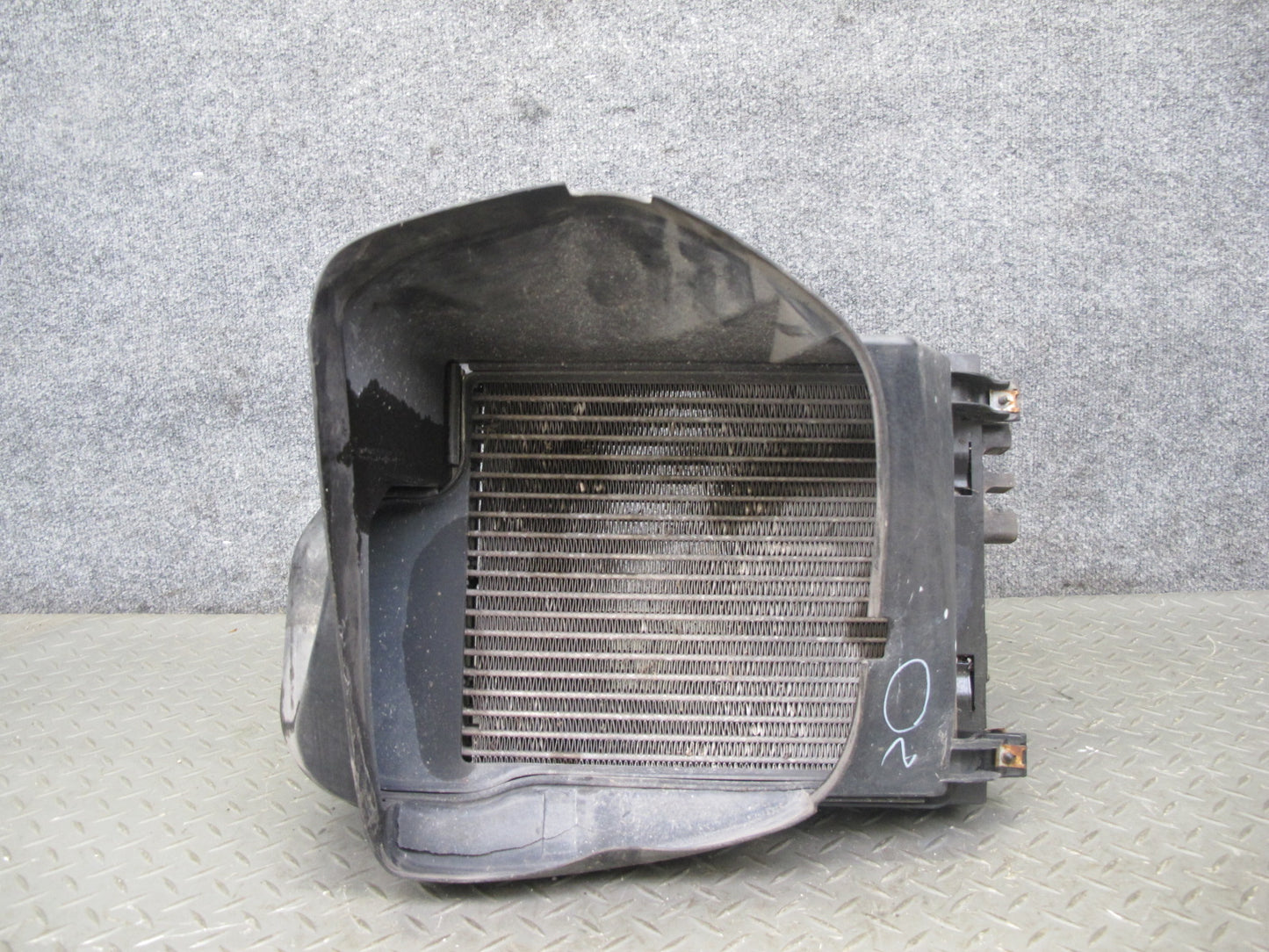 2008-2014 BMW E71 E72 X6 N63 Engine Right Oil Cooler w Shroud