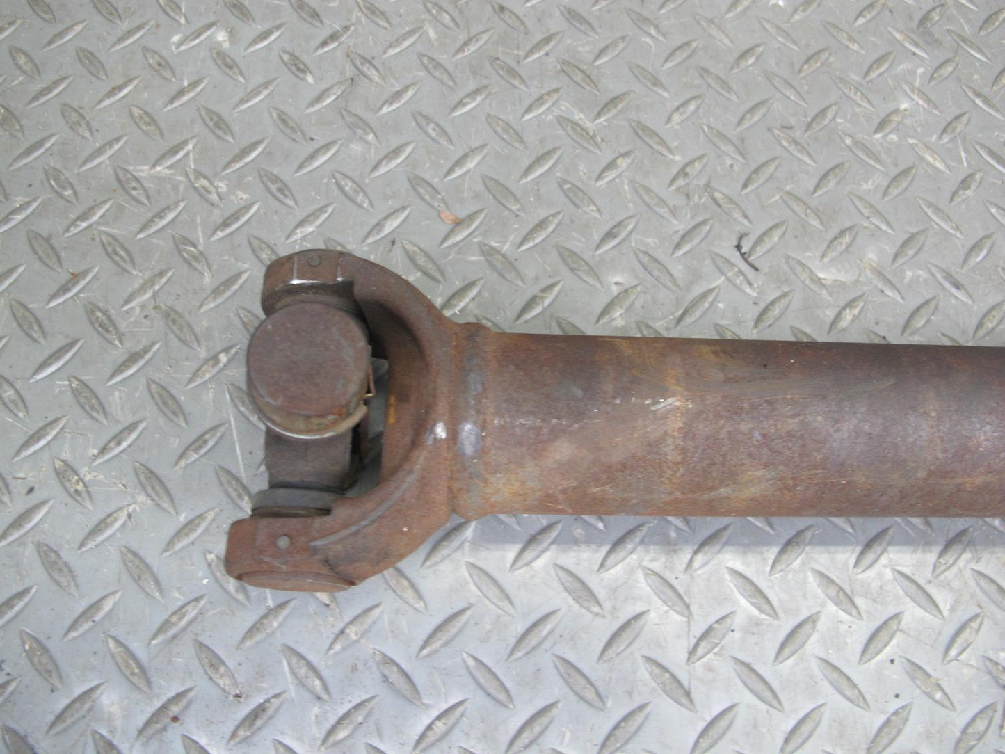 2003-2009 Hummer H2 AWD Front Driveshaft Drive Shaft Propeller 15066916