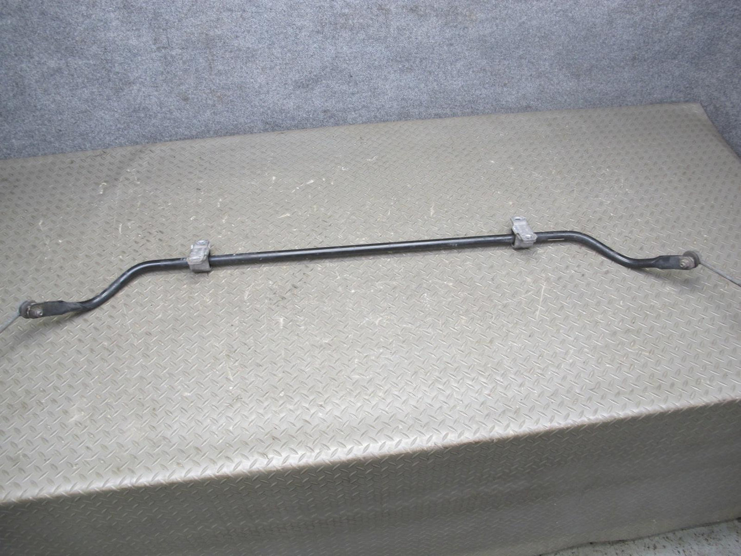 2017-2020 Maserati Levante M161 3.0L AWD Rear Sway Bar Stabilizer 6700388500
