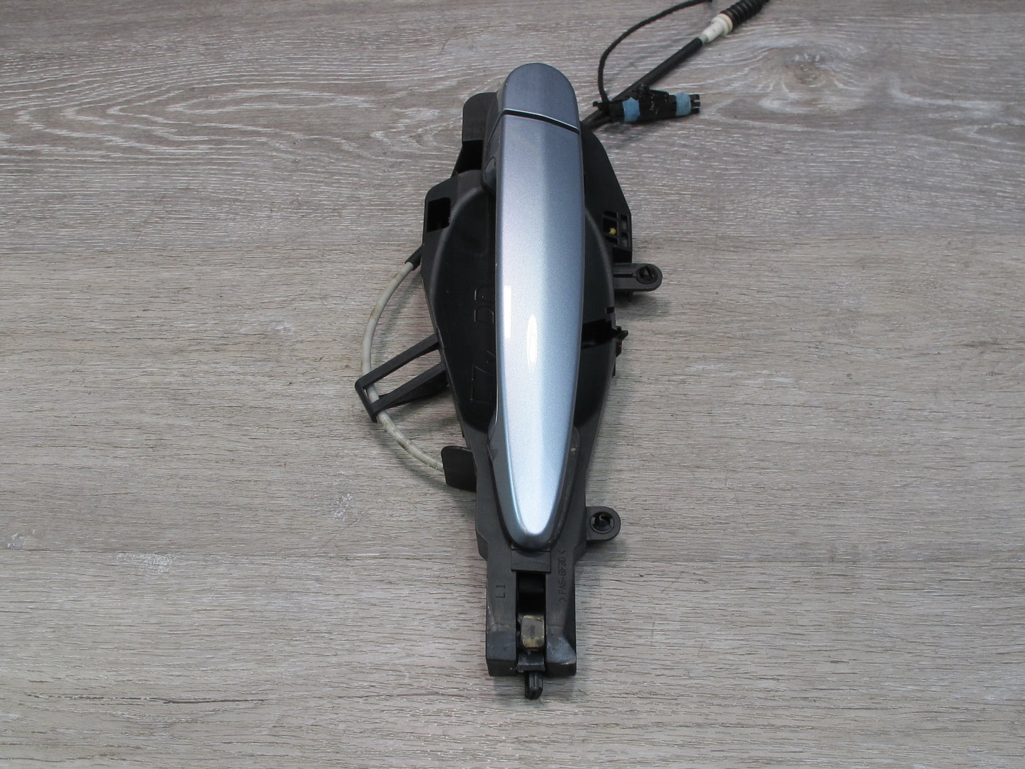 2008-2014 BMW E71 E72 X6 Rear Left Door Exterior Handle w Keyless Entry