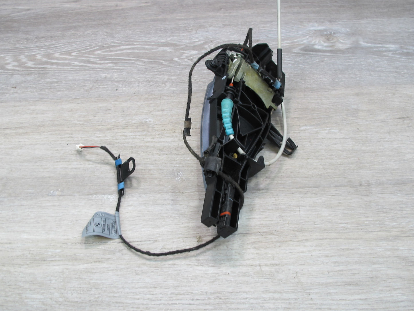 2008-2014 BMW E71 E72 X6 Front Left Door Exterior Handle w Keyless Entry