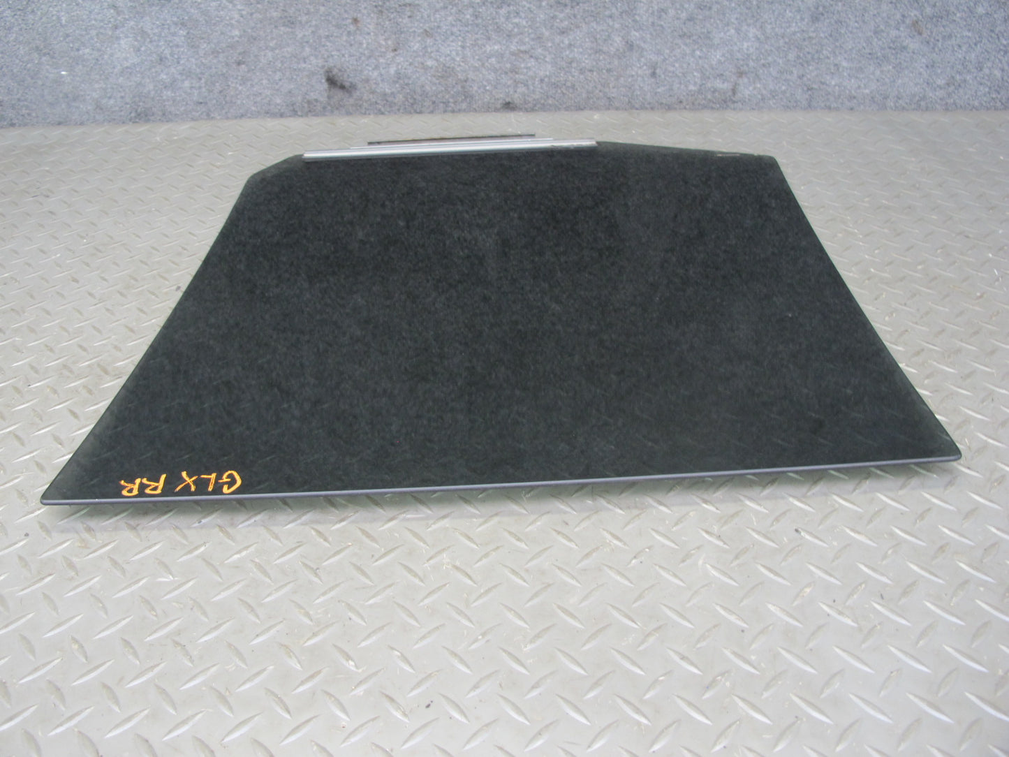 2003-2007 Lexus J100 LX470 Rear Right Passenger Side Door Glass Window