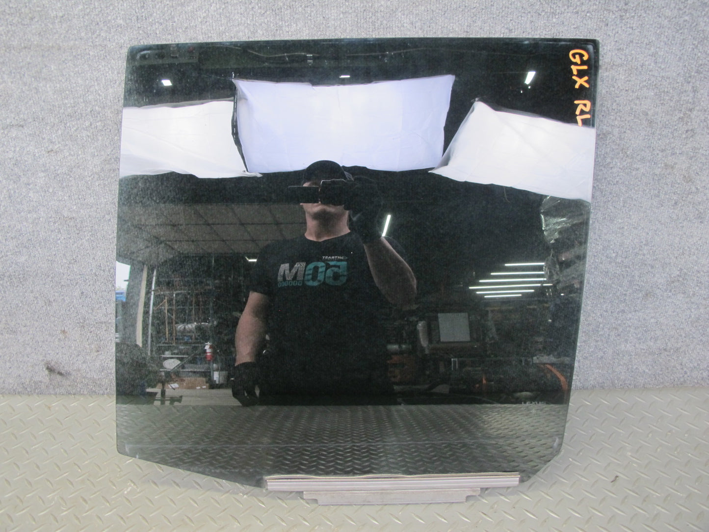 2003-2007 Lexus J100 LX470 Rear Left Driver Side Door Glass Window