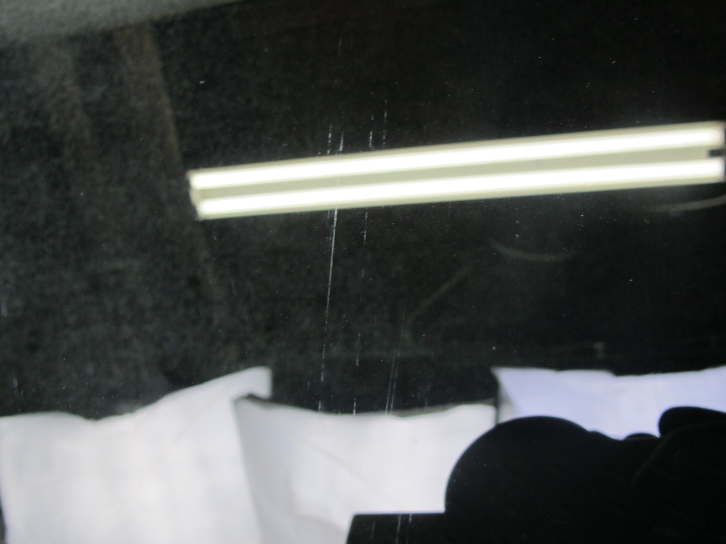2003-2007 Lexus J100 LX470 Rear Left Driver Side Door Glass Window
