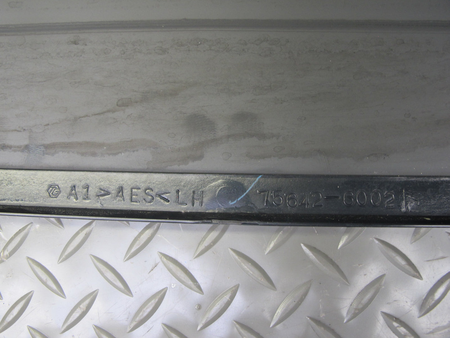 2003-2007 Lexus J100 LX470 Rear Left Driver Side Quarter Glass Window