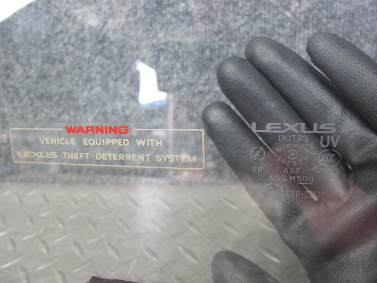 2003-2007 Lexus J100 LX470 Front Left Driver Side Door Glass Window