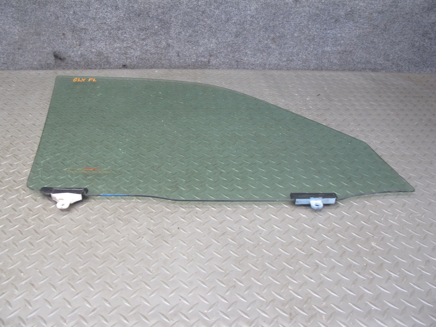 2003-2007 Lexus J100 LX470 Front Left Driver Side Door Glass Window