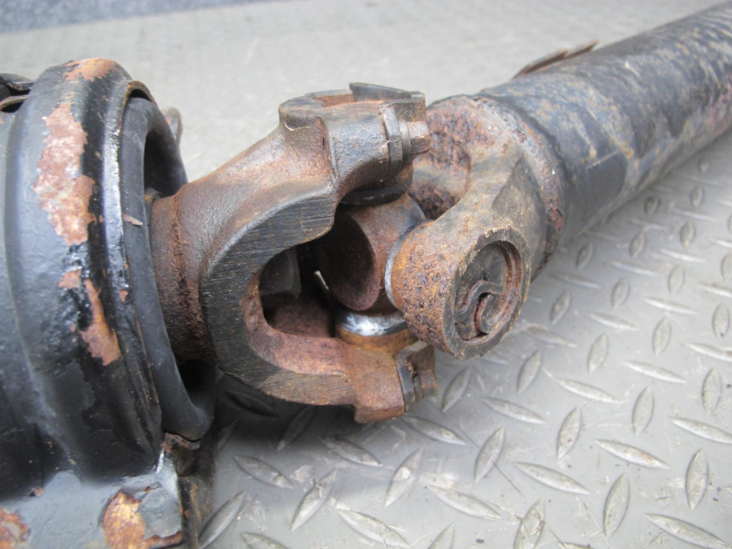 91-93 Mitsubishi 3000GT Stealth VR4 Turbo AWD 5-SP MT Driveshaft Drive Shaft OEM