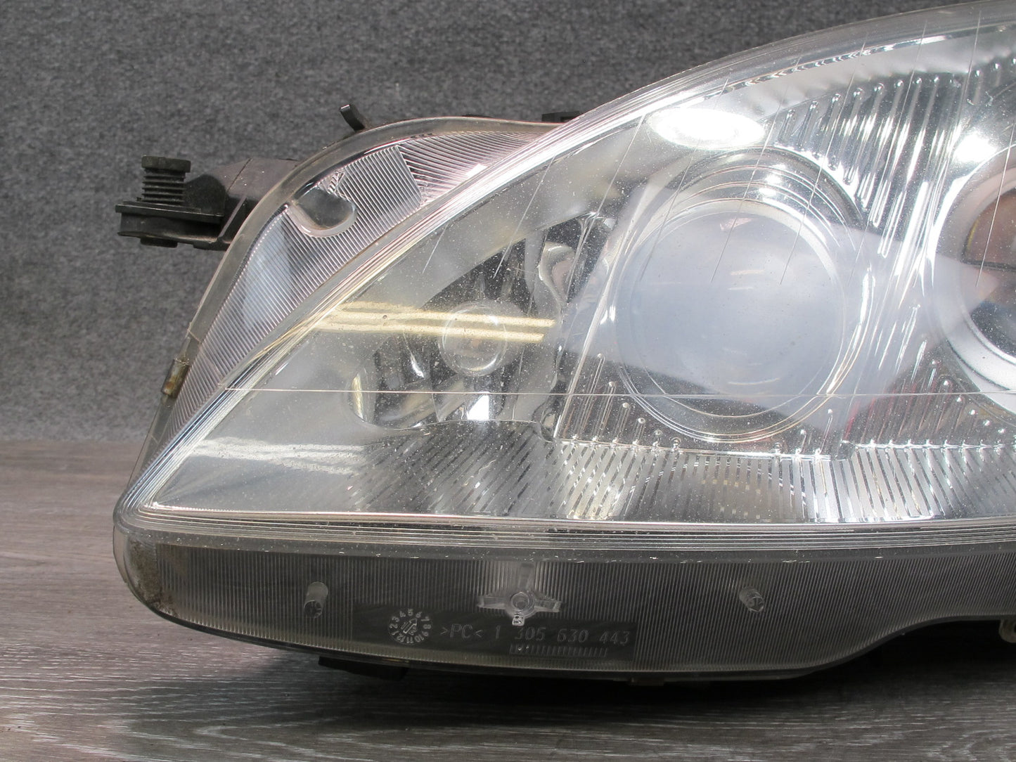 07-09 Mercedes W221 S550 Left Adaptive BI Xenon Headlight Lamp Night Vision OEM