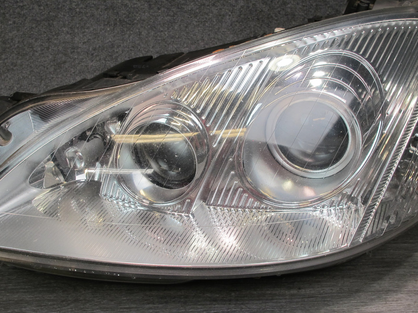 07-09 Mercedes W221 S550 Left Adaptive BI Xenon Headlight Lamp Night Vision OEM