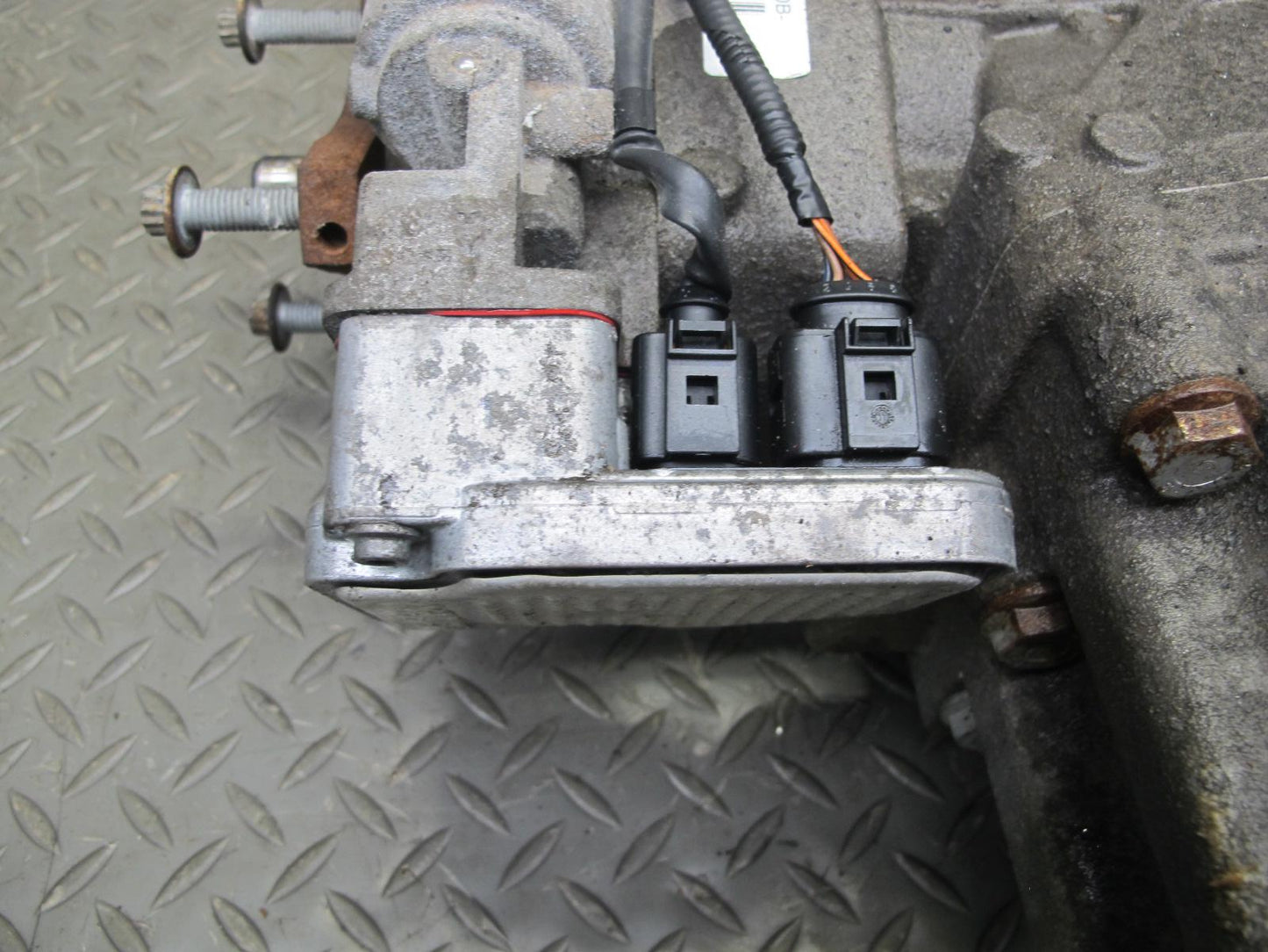 12-13 VW Golf R MK6 AWD M/T Rear Haldex Differential Carrier 146K Miles OEM