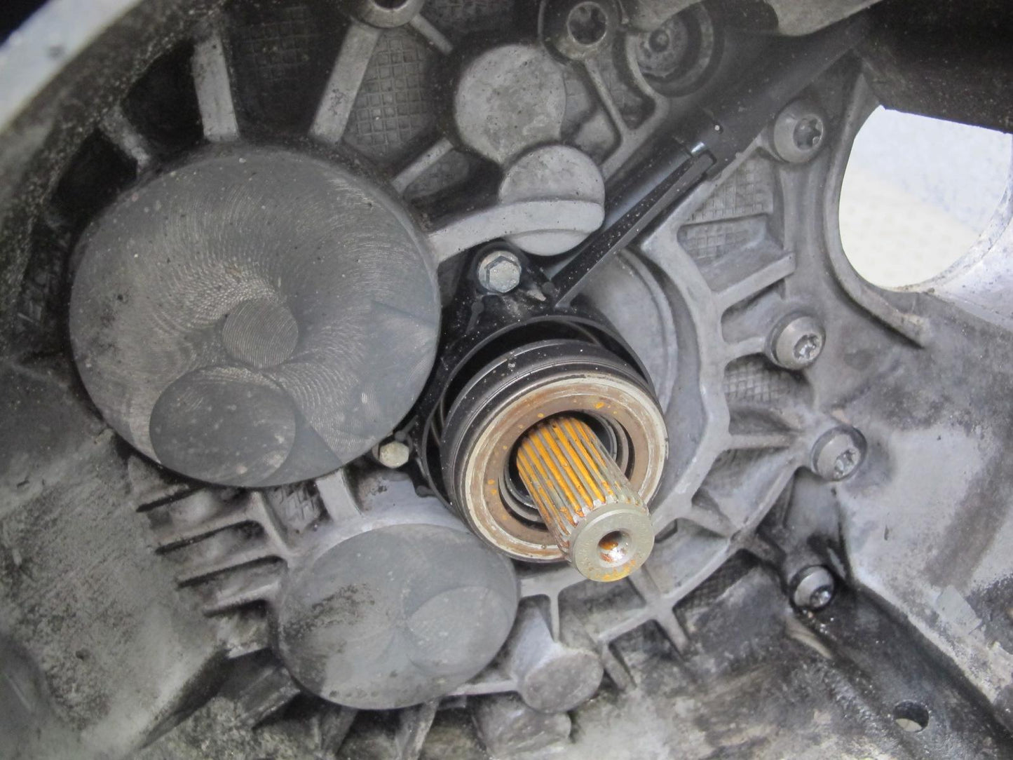 12-13 VW Golf R MK6 AWD MQ350 KZV 6-SPEED M/T Manual Transmission 146K Miles OEM