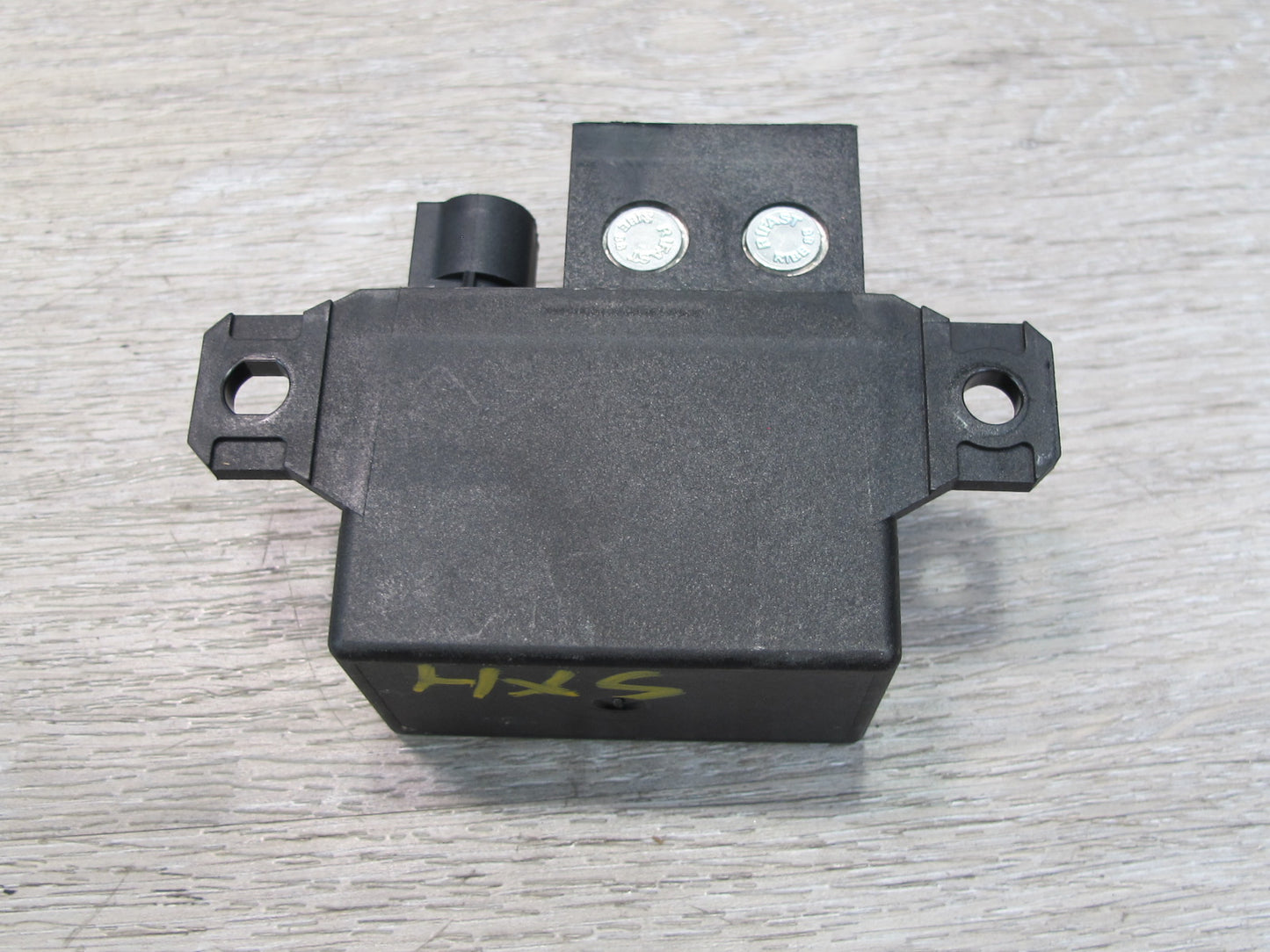 2008-2014 BMW E71 E72 X6 Engine Cooling Fan Relay Control Module 7661503