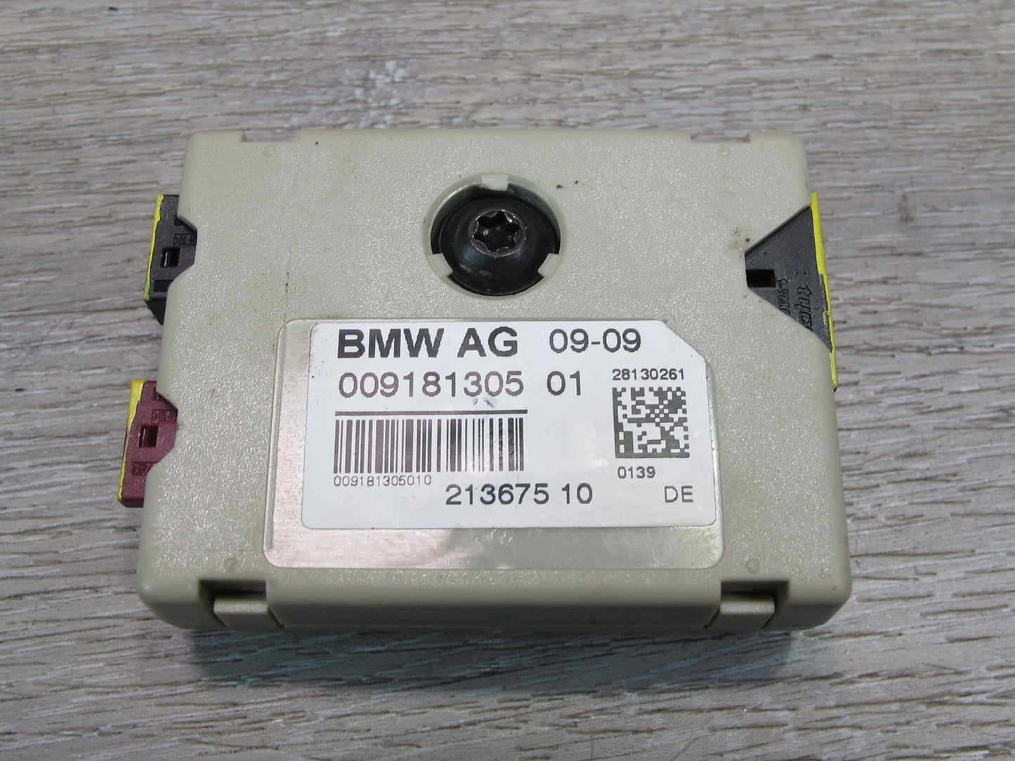 2008-2014 BMW E71 E72 X6 Radio Antenna Suppression Filter Amplifier Module
