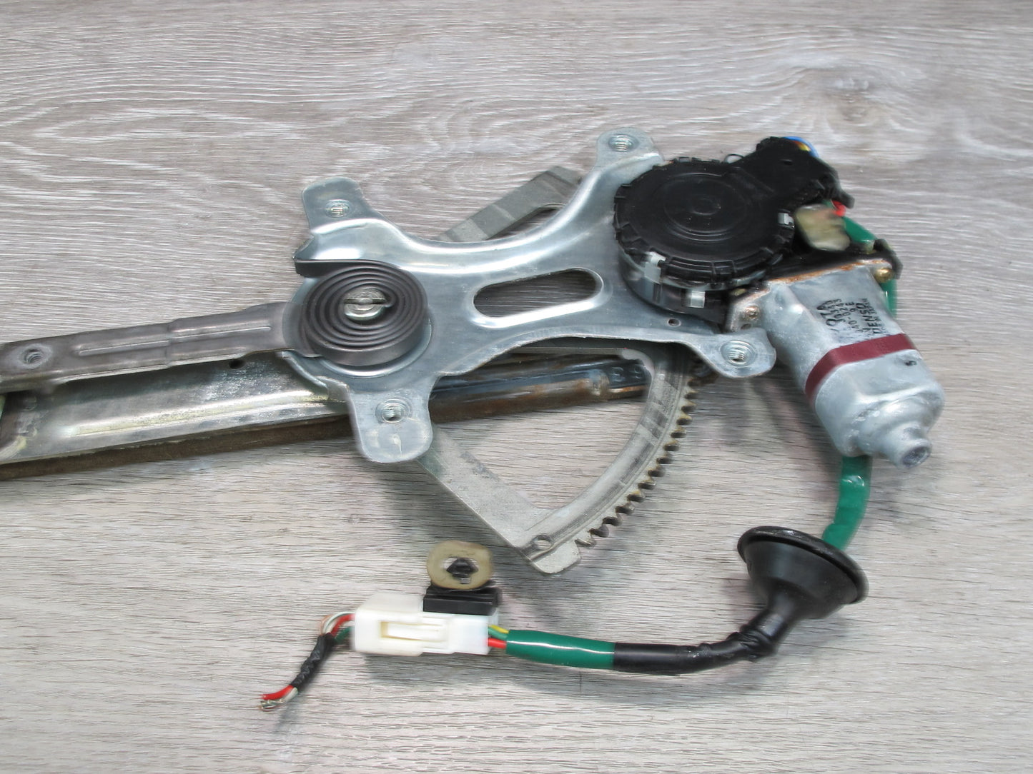 98-05 Lexus GS400 GS430 GS300 Front Right Door Window Regulator w Motor OEM