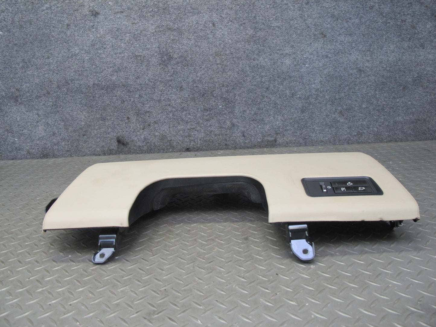 2013-2017 Land Range Rover L405 Dash Front Left Lower Knee Trim Panel w Switches
