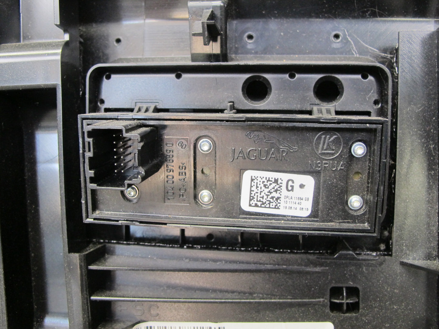 2013-2017 Land Range Rover L405 Dash Front Left Lower Knee Trim Panel w Switches