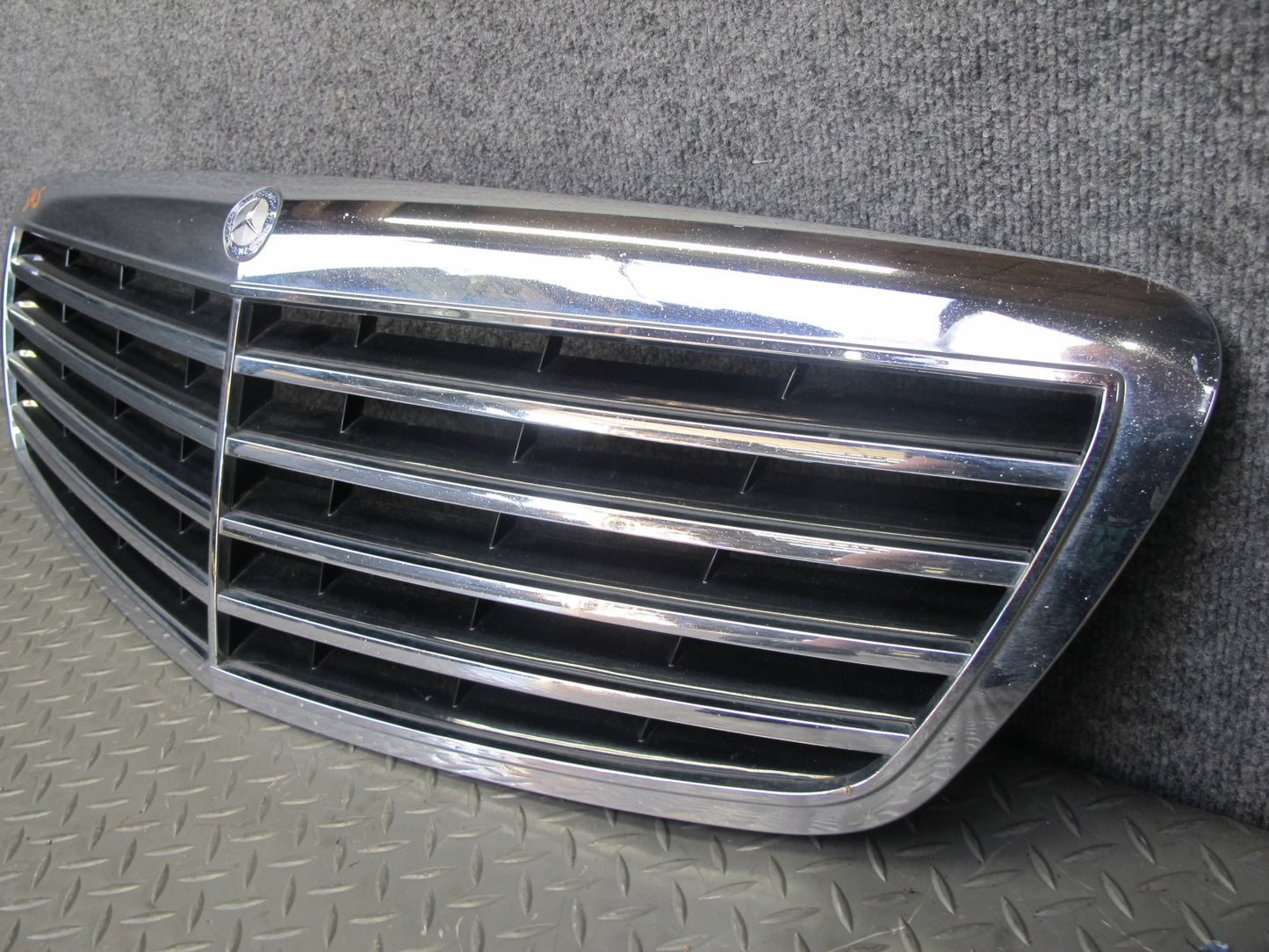 07-09 Mercedes W221 S-class Front Bumper Radiator Grille Chrome OEM