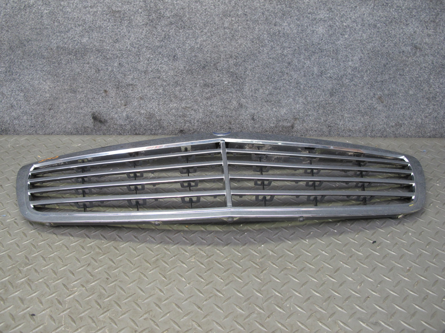 07-09 Mercedes W221 S-class Front Bumper Radiator Grille Chrome OEM
