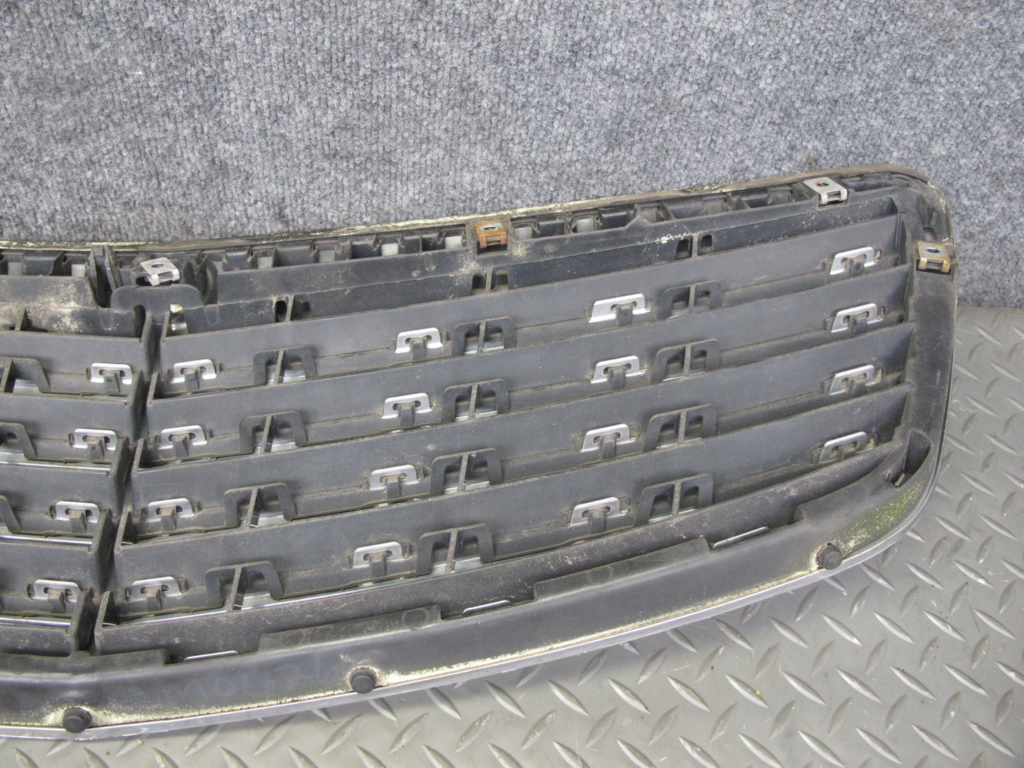 07-09 Mercedes W221 S-class Front Bumper Radiator Grille Chrome OEM