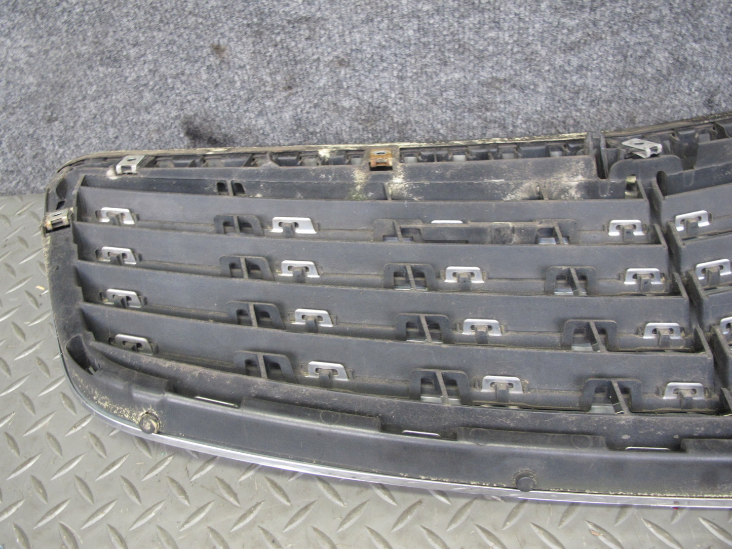 07-09 Mercedes W221 S-class Front Bumper Radiator Grille Chrome OEM