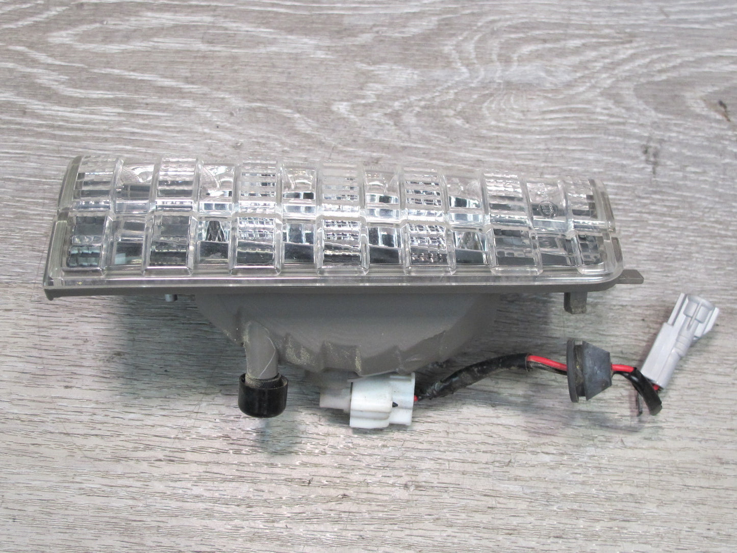 2003-2007 Lexus UZJ100L LX470 Rear Tail Gate Right Pass Side Back UP Light Lamp
