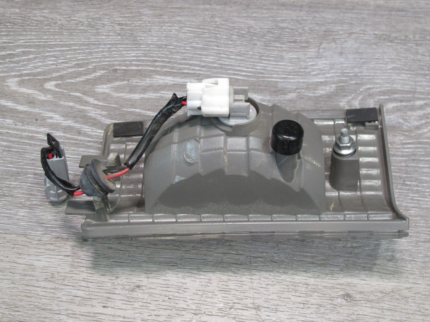 2003-2007 Lexus UZJ100L LX470 Rear Tail Gate Right Pass Side Back UP Light Lamp